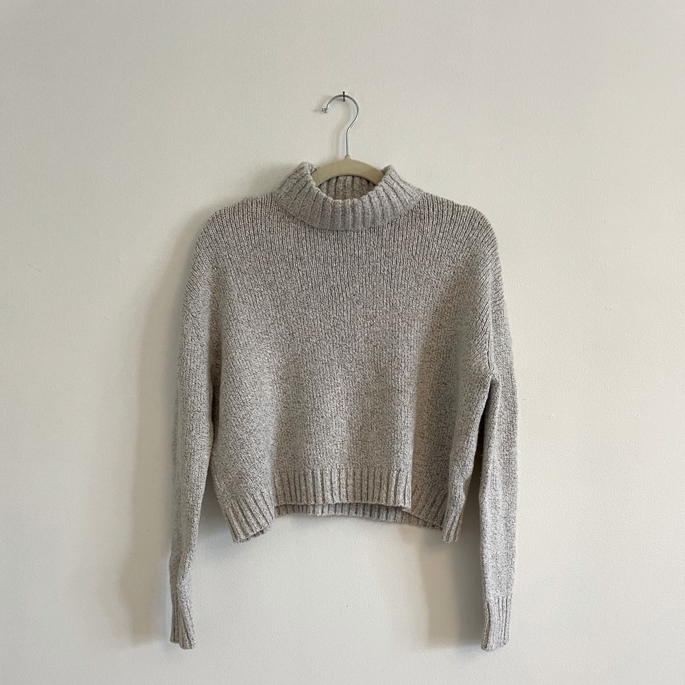 AE cropped sweater